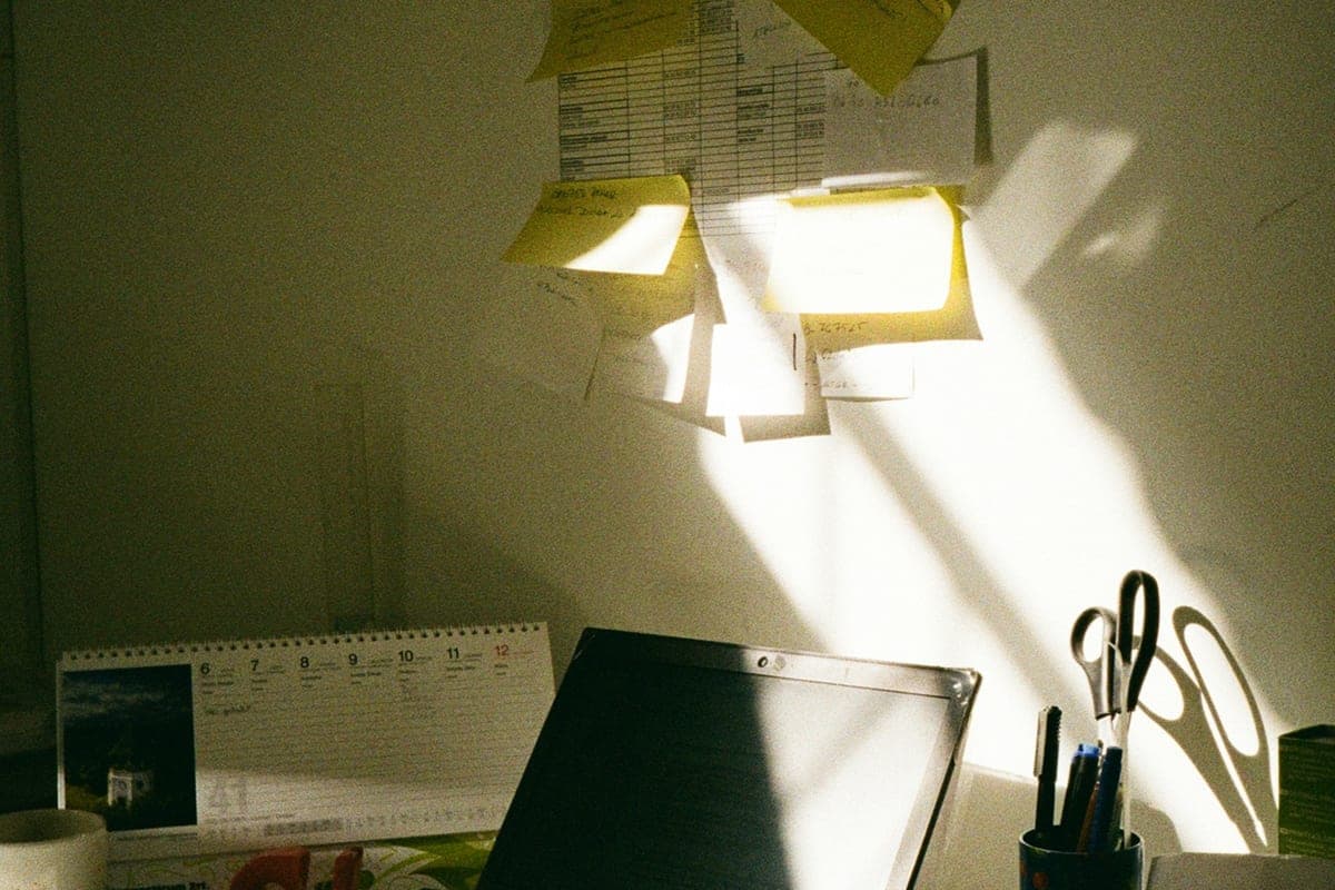 Espacio de trabajo con herramientas de planificación y seguimiento